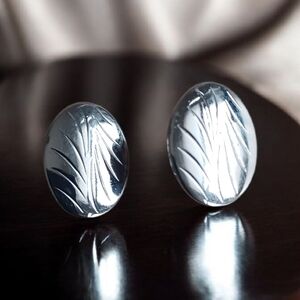  Vintage Sarah Coventry Silver Tone Clip-On Earrings with Leaf Design